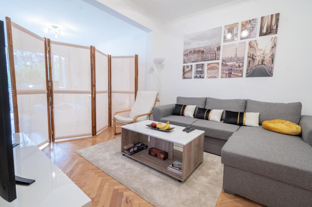 Vivid Condo By Ndk And Vitosha Blvd With Free Secured Parking And Ac Sofia Extérieur photo